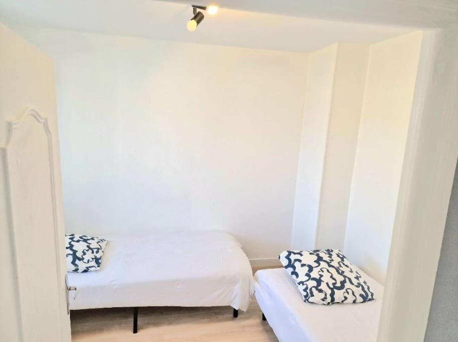 Maison A Aurillac - 3 Chambres - Arrivee Autonome Екстер'єр фото