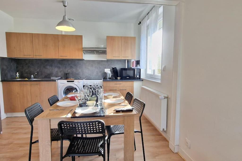 Maison A Aurillac - 3 Chambres - Arrivee Autonome Екстер'єр фото