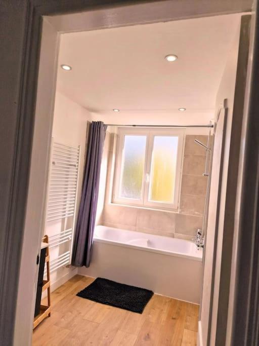 Maison A Aurillac - 3 Chambres - Arrivee Autonome Екстер'єр фото